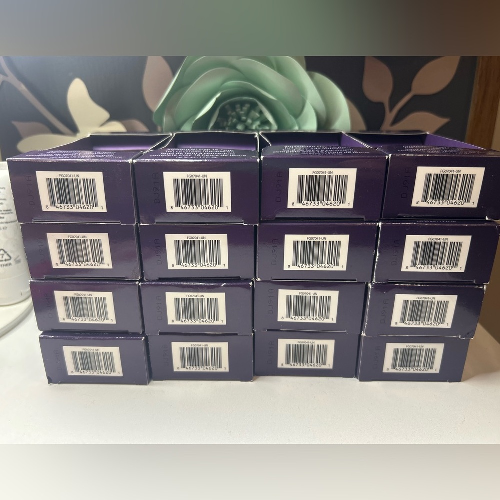 💎 Tarte Amazonian Clay Foundation Lot• Rich Honey - Picture 2 of 3
